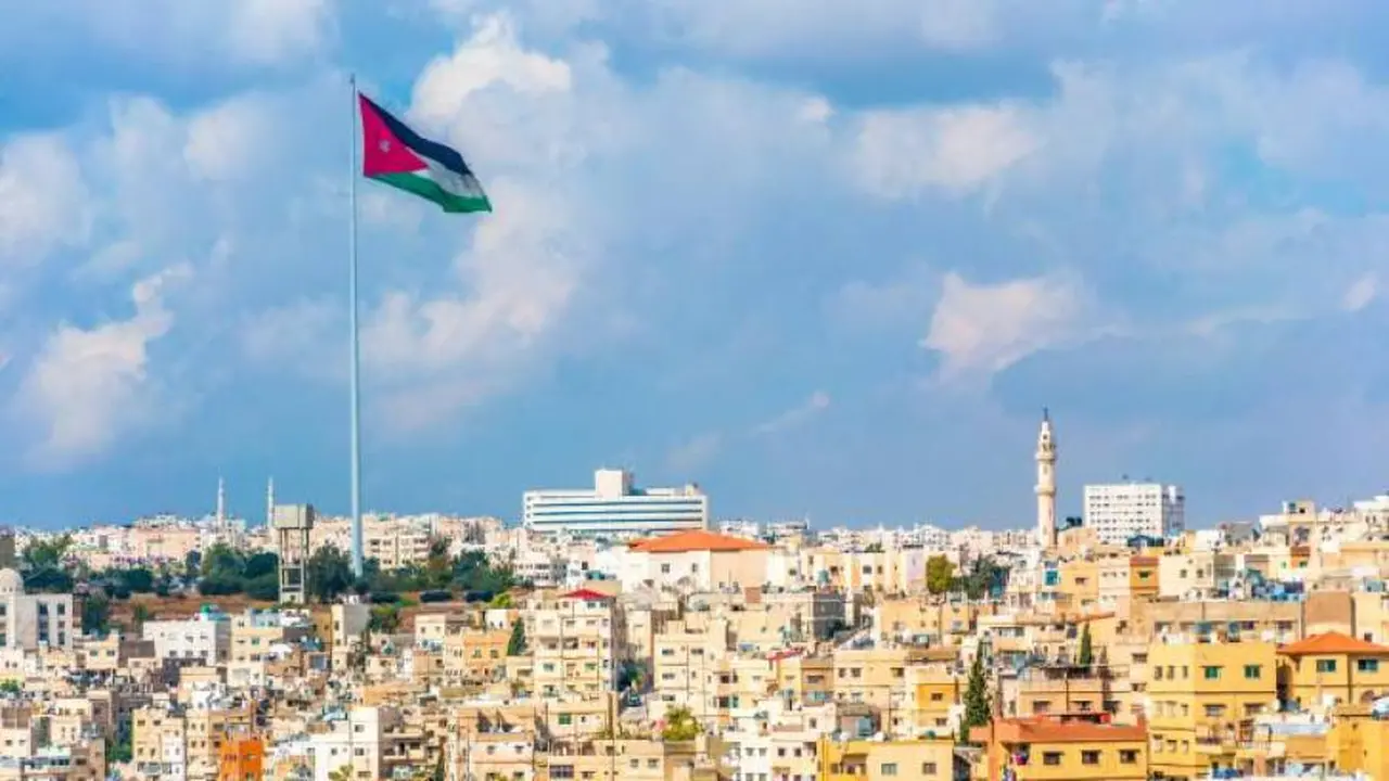 ارتفاع ملموس في درجات الحرارة غداً مع حالة عدم استقرار جوي الأربعاء